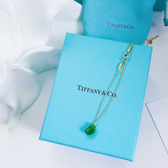 Tiffany Elsa Peretti Green Jade Bean 